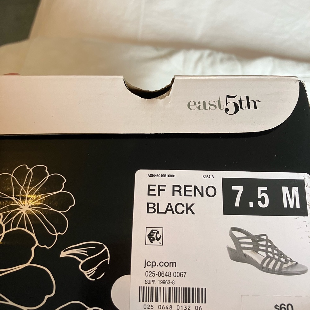 New in box East 5th black wedge sandal size 7.5